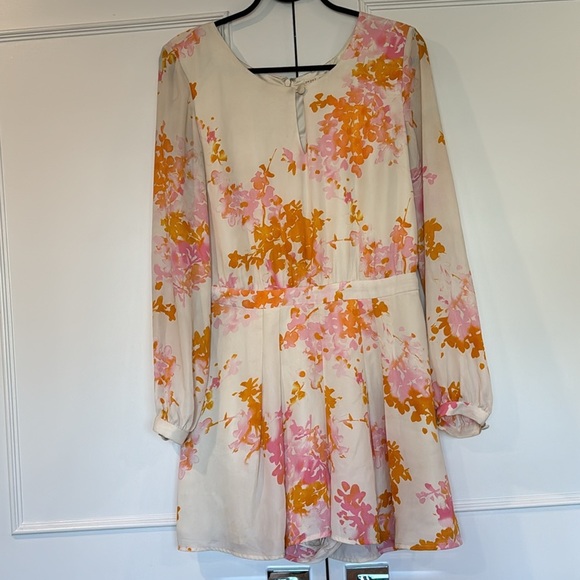 Anthropologie Paper Crown Muri Cream Floral Long Sleeve Romper Size Small - Picture 3 of 15